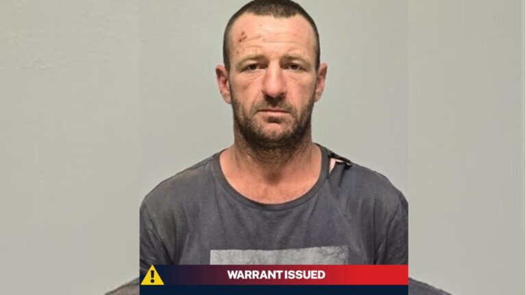 Three dead, one injured in Lake Cargelligo shooting; NSW police warn public not to approach wanted man