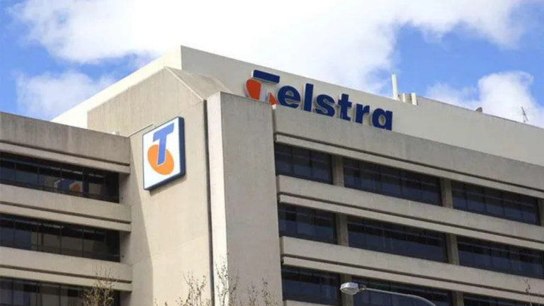 Telstra to axe 650 jobs as hundreds of roles offshored to India