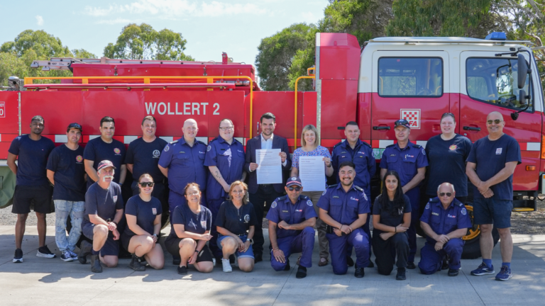 Opposition Leader Jess Wilson signs CFA funding pledge, slams Victorian government for neglecting frontline volunteers