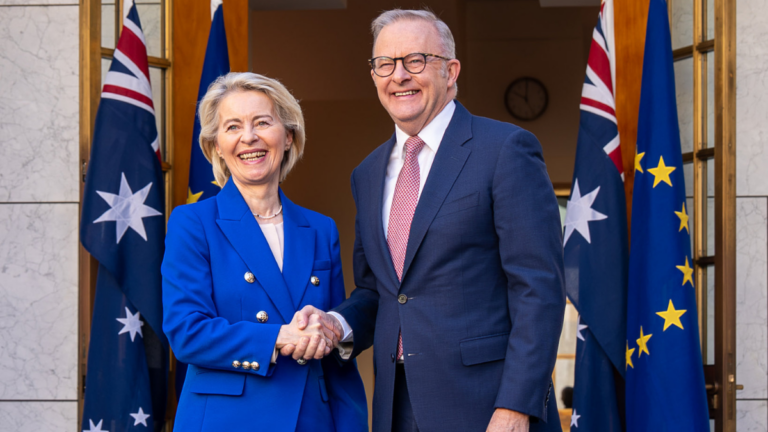 Prosecco makers lose out as Australia seals EU free‑trade deal after 8 long years of talks