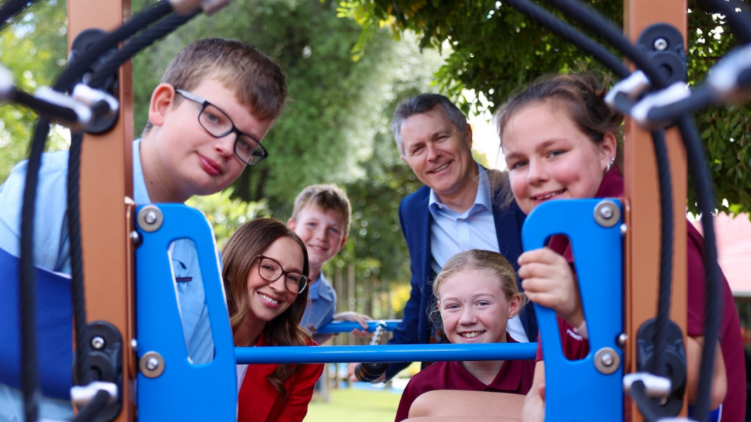 Image Source: Jason Clare/Facebook