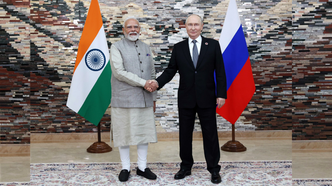 Modi and Russia President Valdimir Putin: Image Source: ANI