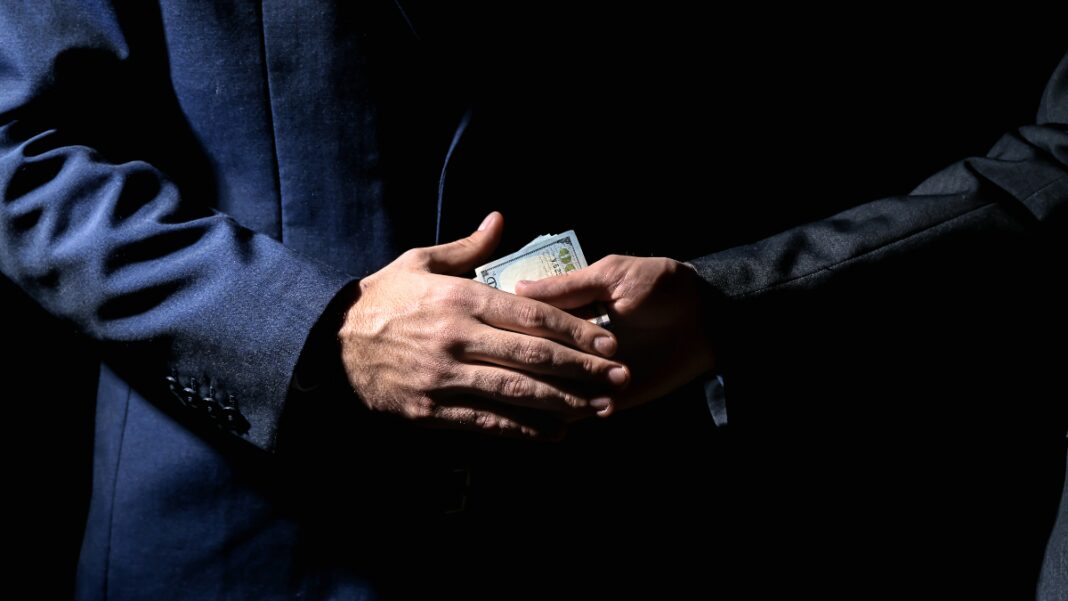 Representative image: Bribe (Source: CANVA)